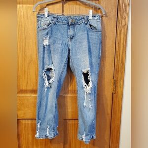 RUE 21 Women's Distressed Capri Jeans Size 5/6